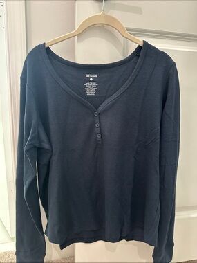 True Classic Women's Long-Sleeve Henley Tee in Dark Blue